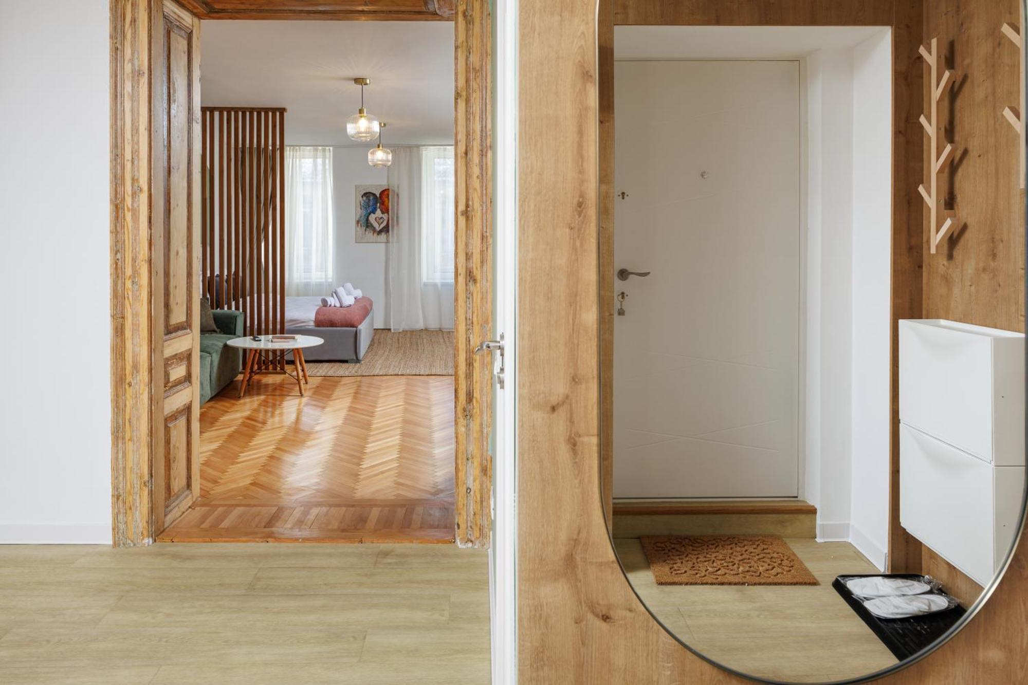 Lunga 16 Guesthouse 2 Brasov Ngoại thất bức ảnh